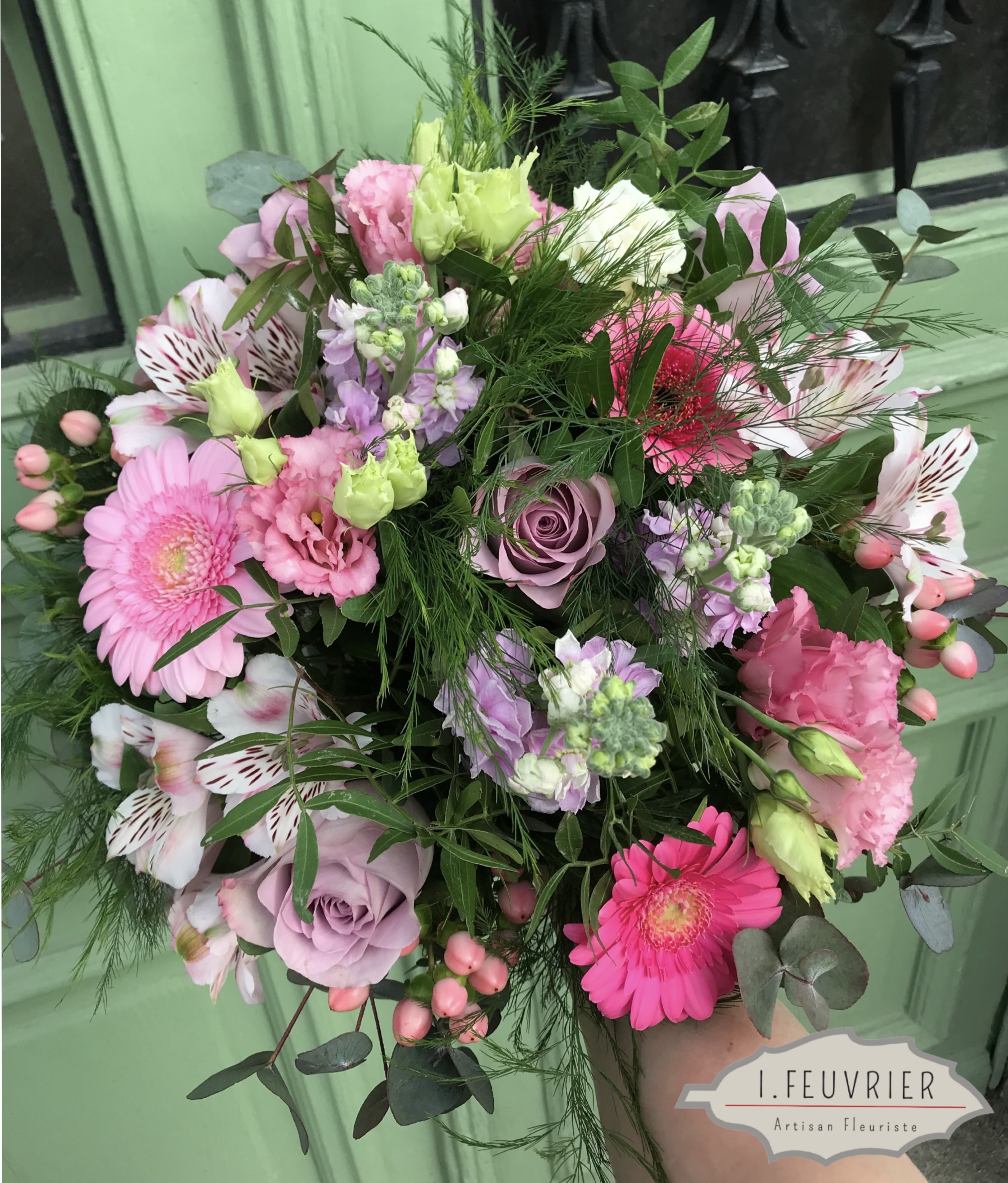 Code Promo Entre Fleuriste Livraison Gratuite Le Bouquet AMOUR de Fleuriste i.Feuvrier à Fougeres - Ma Ville Mon Shopping